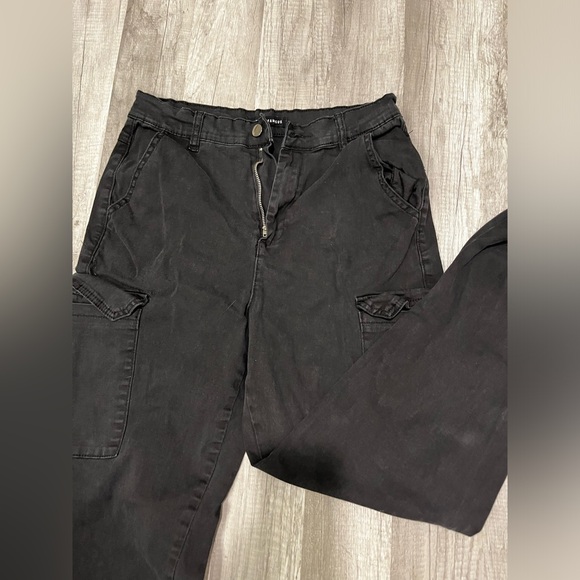Black Cargo Pants - Picture 1 of 11